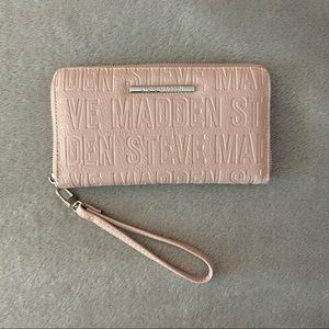 Steve Madden wallet